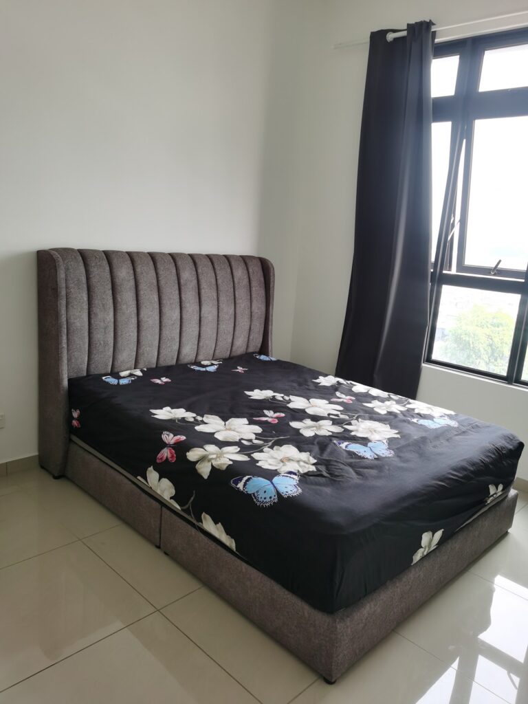 Image #1 from Puteri